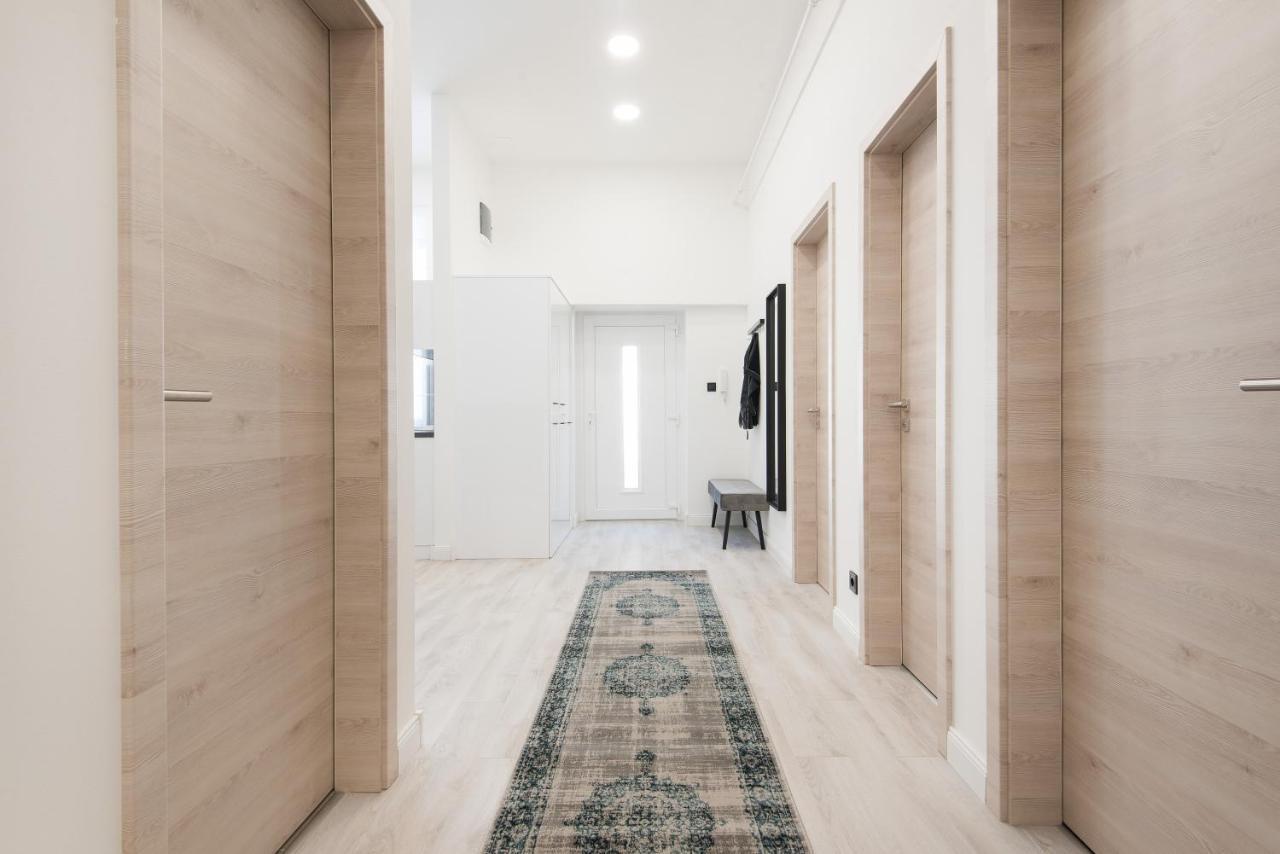 Holló 3 Bedroom Downtown Apartment Budapest Kültér fotó